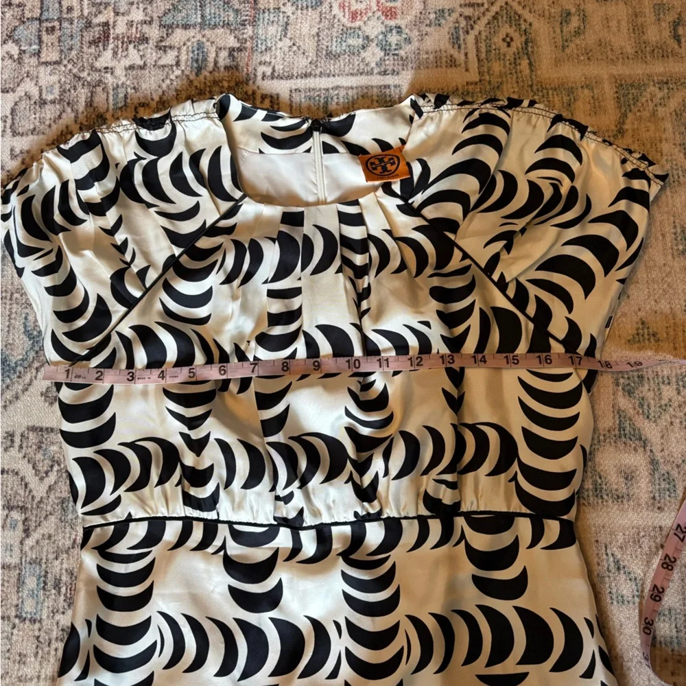 Tory Burch 100% silk dress, women’s 8